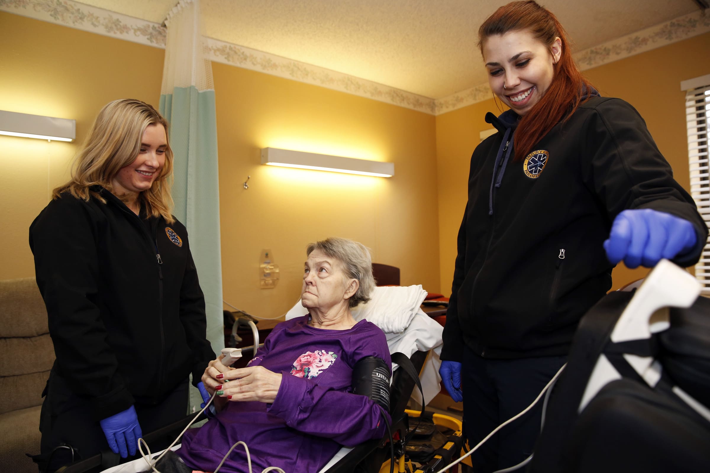 Wheelchair Gurney Service Injury Care Emergency Medical Services